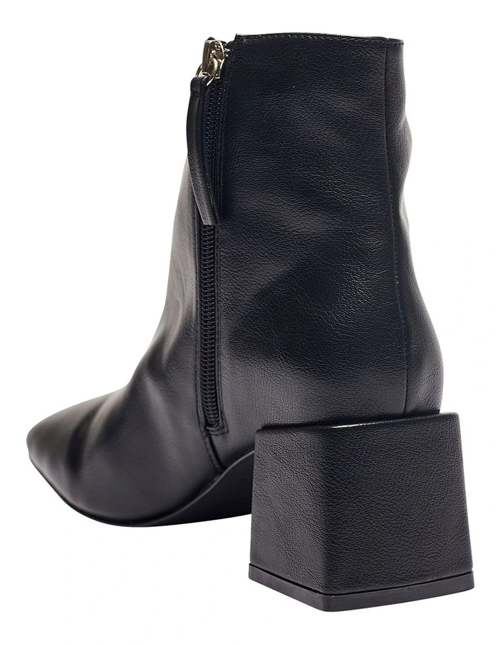 Coupon β¨ Ravella Taxi Black Smooth Boots π 8 Coupon β¨ Ravella Taxi Black Smooth Boots π - Image 6