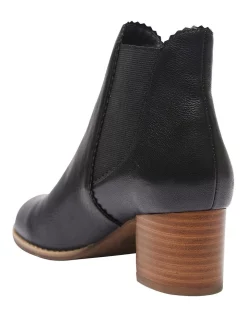 Deals ❤️ Sandler Liam Black Glove Boots ⌛ -Bootopia Store unnamed file 12