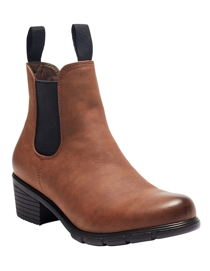 Flash Sale π Ravella Hamlet Chocolate Nubuck Boots π 4 Flash Sale π Ravella Hamlet Chocolate Nubuck Boots π - Image 2