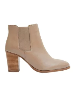 Discount 🌟 Sandler Neddy Taupe Glove Boots 👏