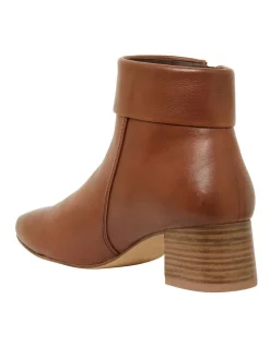 Coupon 🥰 Easy Steps Edward Mid Brown Glove Boots ⭐ -Bootopia Store unnamed file 1577