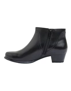 Cheap ✨ Wide Steps Delmar Black Glove 🤩 Boots 😀 -Bootopia Store unnamed file 1713