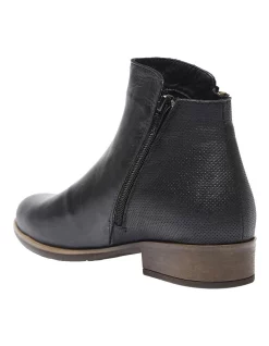 Cheap ✔️ Wide Steps Lido Boots In Black Glove 👏 -Bootopia Store unnamed file 1811