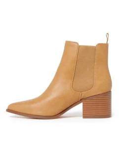 Outlet 👍 Forever New Frankie Gusset Boot Caramel Vegan Leather Ankle Boots 😀 -Bootopia Store unnamed file 2184