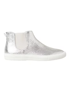 Brand new 🔥 Seed Heritage Metallic Mason Boot In Silver ❤️