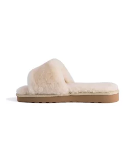 Best Pirce ⌛ AUS WOOLI UGG ✔️ WOMEN SHEEPSKIN FLUFF SLIDE Chestnut/Tan ⭐ 12 Best Pirce ⌛ AUS WOOLI UGG ✔️ WOMEN SHEEPSKIN FLUFF SLIDE Chestnut/Tan ⭐ -Bootopia Store unnamed file 2604